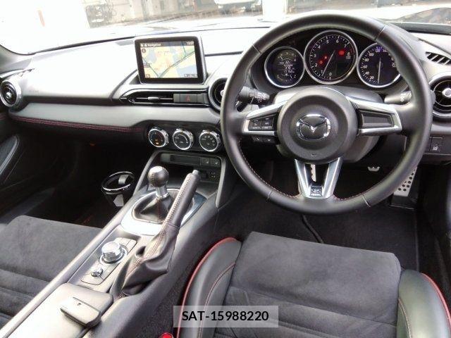 Mazda ROADSTER 2015-12 8414712-1