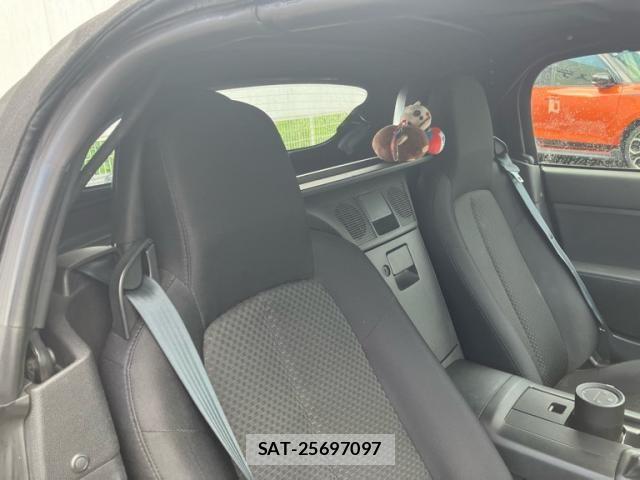 Mazda ROADSTER 2005-10 8414713-11