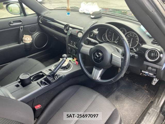 Mazda ROADSTER 2005-10 8414713-12