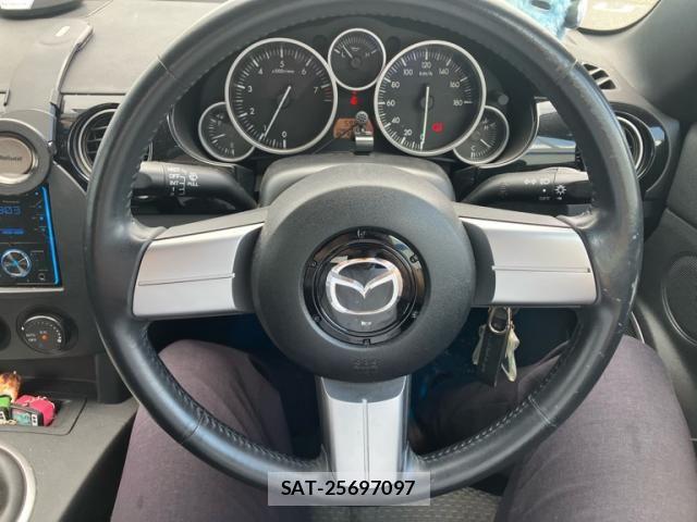 Mazda ROADSTER 2005-10 8414713-13