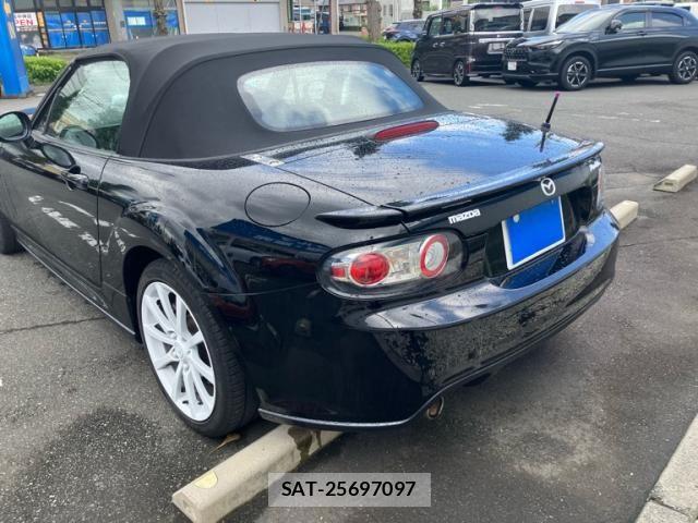 Mazda ROADSTER 2005-10 8414713-7