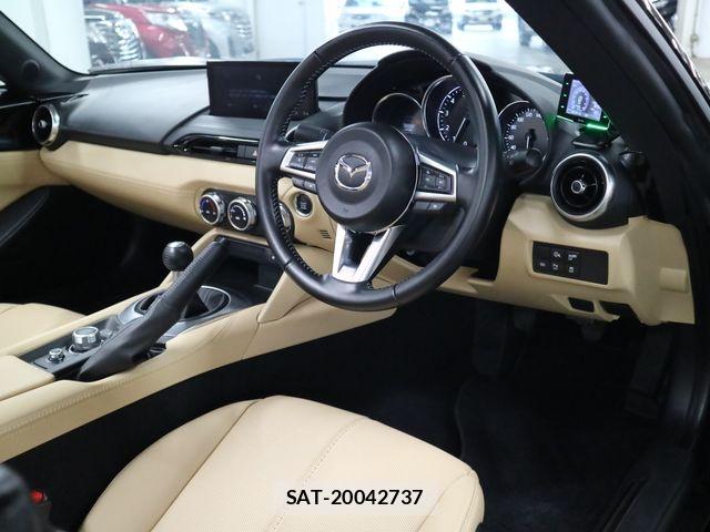 Mazda ROADSTER 2025-06 8414706-9