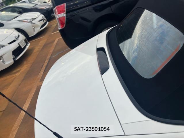 Mazda ROADSTER 2021-08 8414709-2