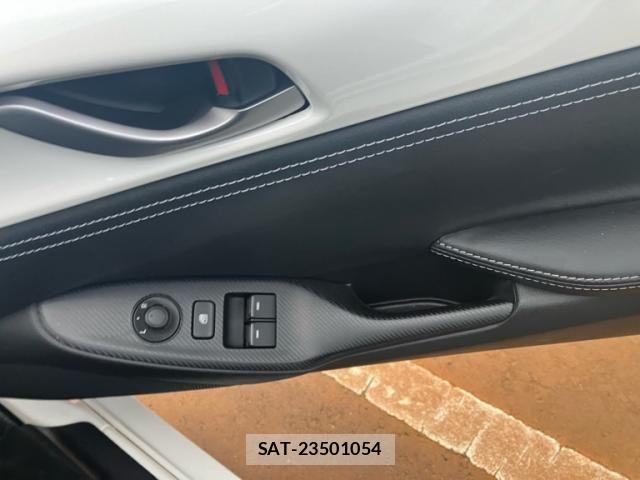 Mazda ROADSTER 2021-08 8414709-8