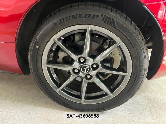 Mazda ROADSTER 2018-07 8438799-9