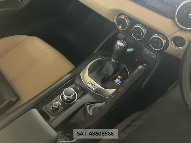 Mazda ROADSTER 2018-07 8438799-16