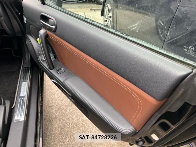 Mazda ROADSTER 2013-05 8458318-9