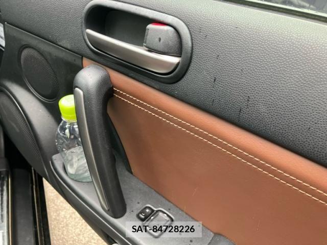 Mazda ROADSTER 2013-05 8458318-10