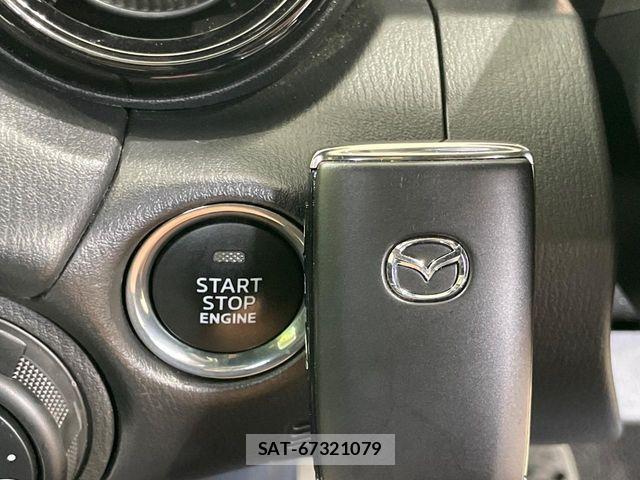 Mazda ROADSTER 2023-01 8458317-6