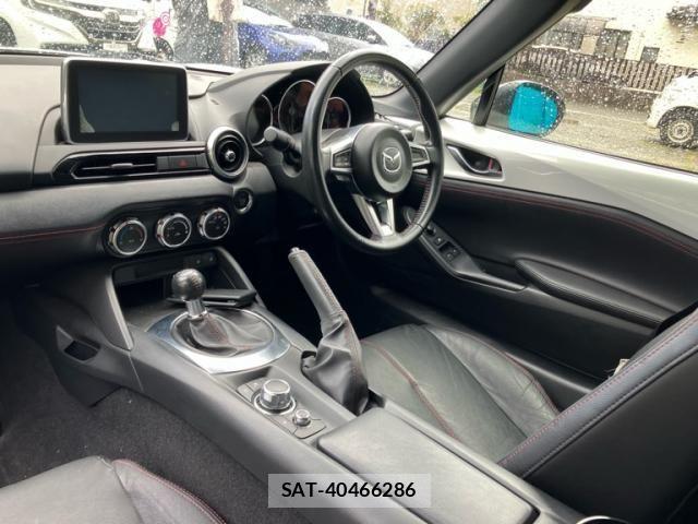 Mazda ROADSTER 2015-05 8458319-12