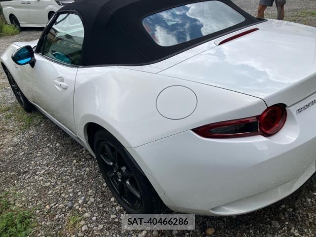 Mazda ROADSTER 2015-05 8458319-5