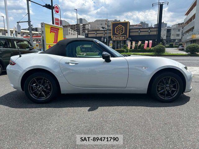 Mazda ROADSTER 2016-07 8458320-29