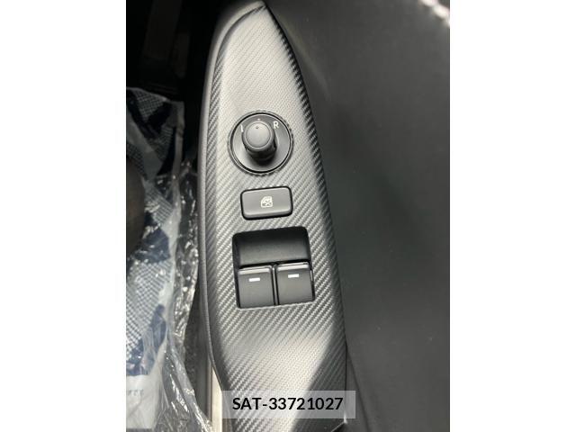 Mazda ROADSTER 2025-04 8486027-21