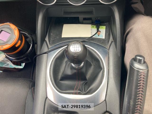 Mazda ROADSTER 2015-11 8486026-16