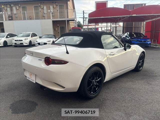 Mazda ROADSTER 2018-08 8563392-14