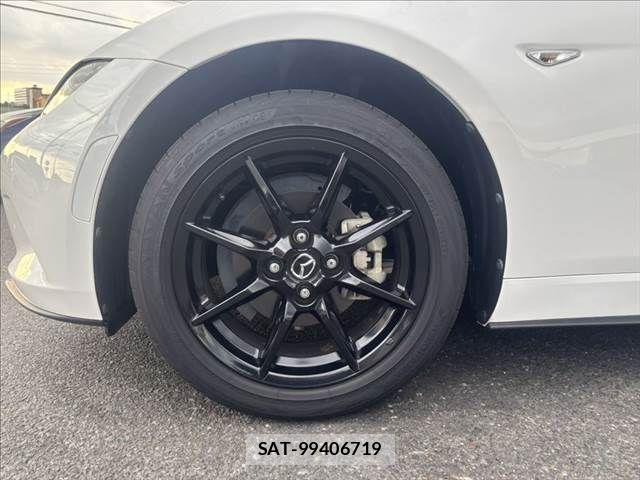 Mazda ROADSTER 2018-08 8563392-23
