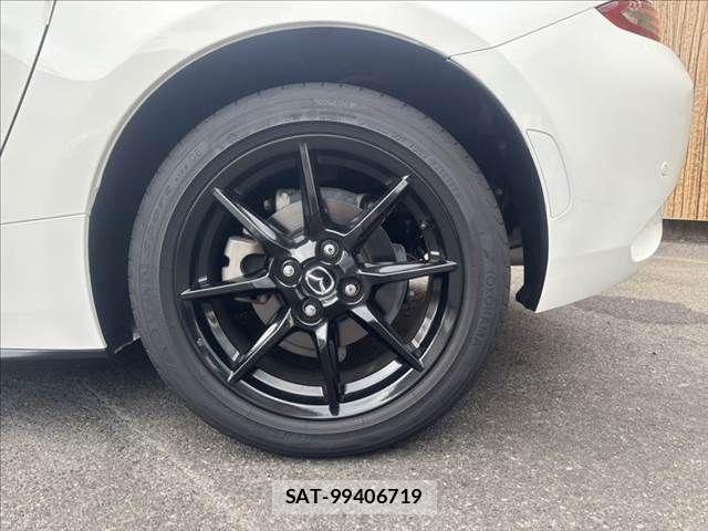 Mazda ROADSTER 2018-08 8563392-24