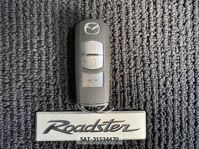 Mazda ROADSTER 2009-02 8563398-28