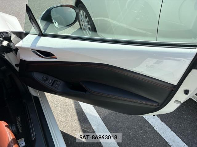 Mazda ROADSTER 2023-02 8563393-11