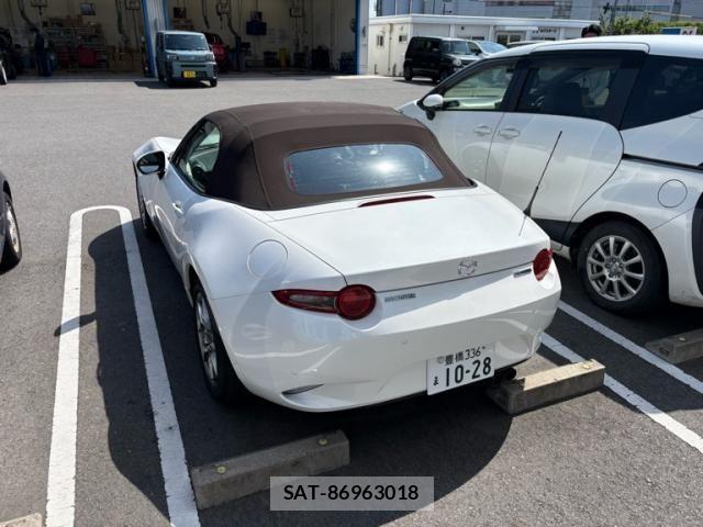 Mazda ROADSTER 2023-02 8563393-1