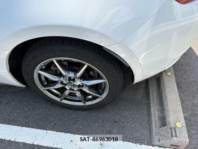 Mazda ROADSTER 2023-02 8563393-3