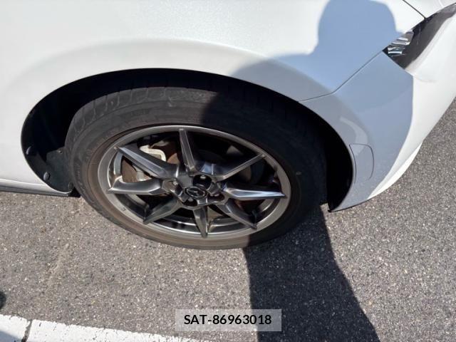 Mazda ROADSTER 2023-02 8563393-4