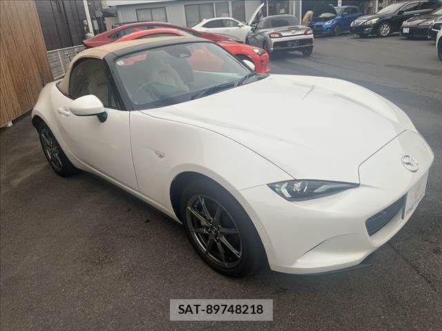 Mazda ROADSTER 2024-03 8628660-9