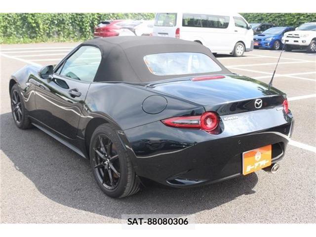Mazda ROADSTER 2025-04 8628663-10