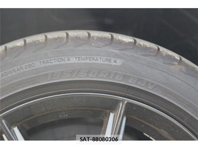 Mazda ROADSTER 2025-04 8628663-28