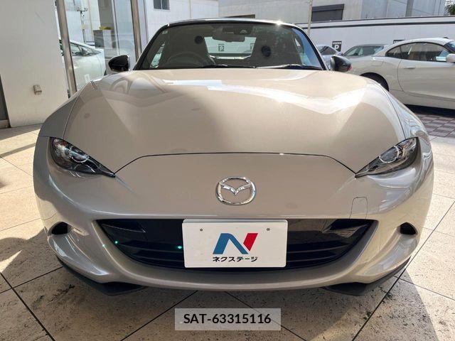 Mazda ROADSTER 2022-09 8628662-12