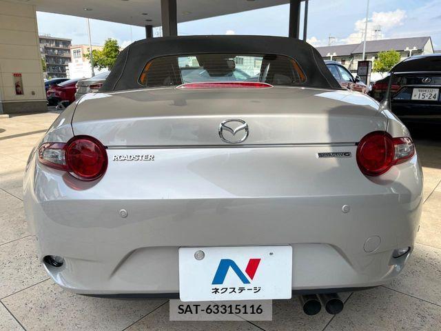 Mazda ROADSTER 2022-09 8628662-13