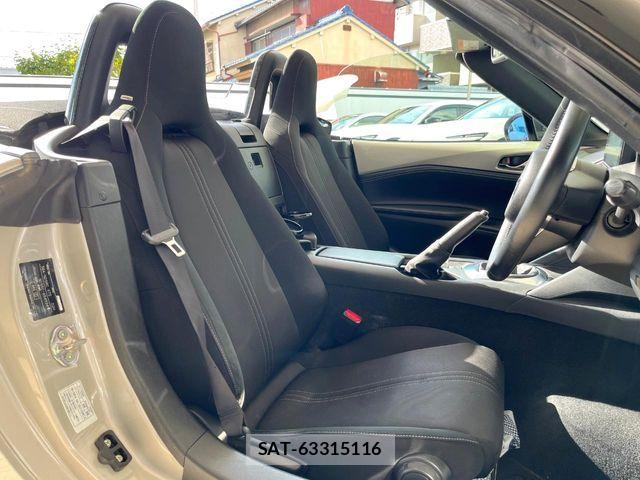 Mazda ROADSTER 2022-09 8628662-6