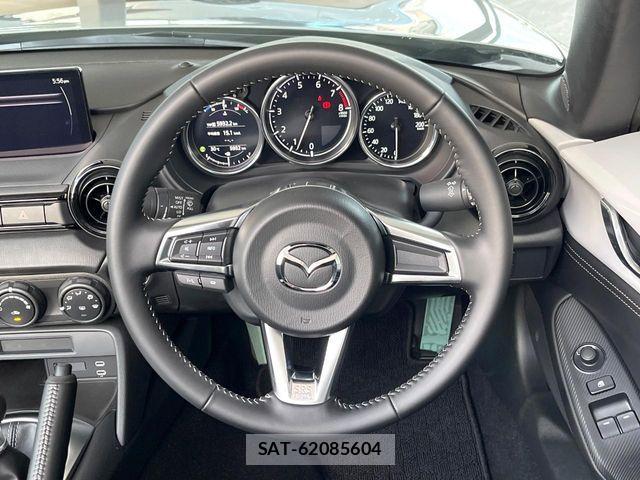 Mazda ROADSTER 2025-09 8628661-9