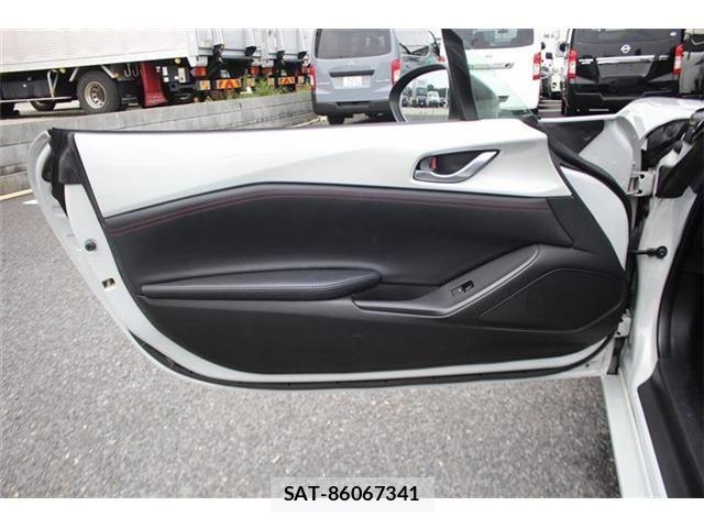 Mazda ROADSTER 2017-05 8628664-20