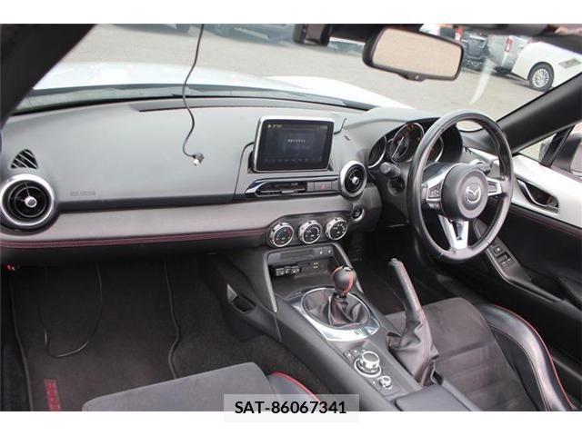 Mazda ROADSTER 2017-05 8628664-26