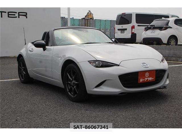 Mazda ROADSTER 2017-05 8628664-6
