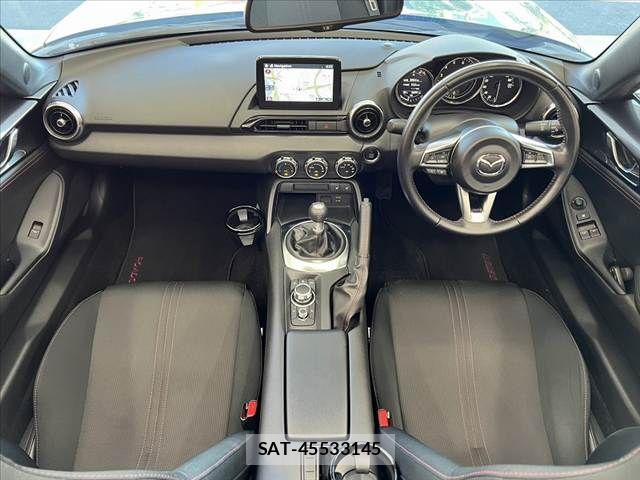 Mazda ROADSTER 2019-10 8661290-1