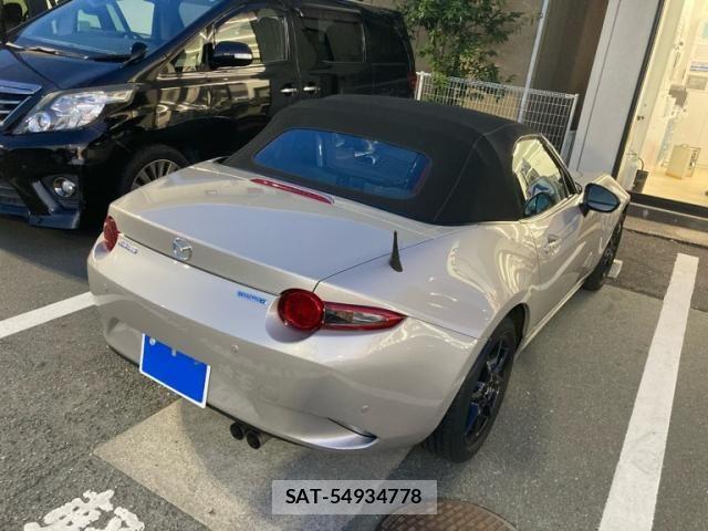 Mazda ROADSTER 2022-01 8661285-2