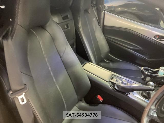Mazda ROADSTER 2022-01 8661285-5