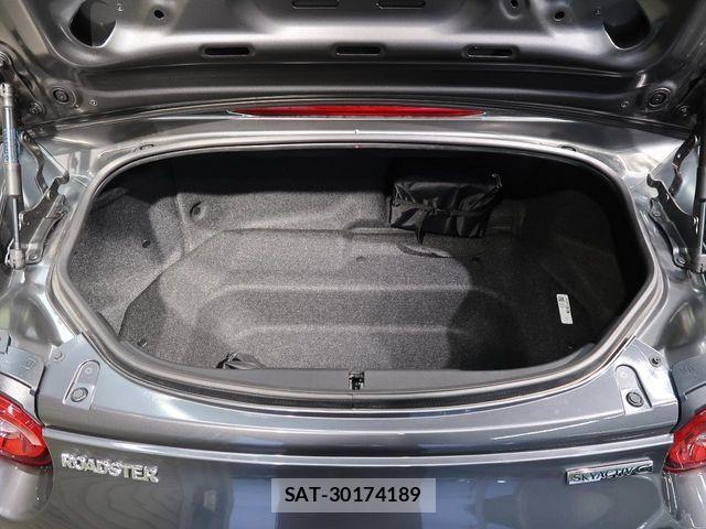 Mazda ROADSTER 2025-11 8666827-16