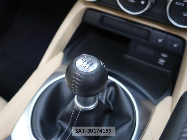 Mazda ROADSTER 2025-11 8666827-2