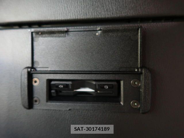 Mazda ROADSTER 2025-11 8666827-7