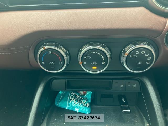 Mazda ROADSTER 2017-12 8686440-20