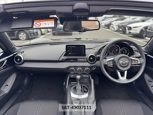 Mazda ROADSTER 2021-10 8686439-1