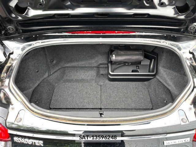 Mazda ROADSTER 2024-06 8745547-10