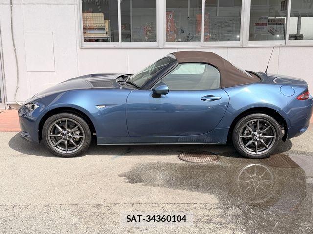 Mazda ROADSTER 2018-08 8745555-4