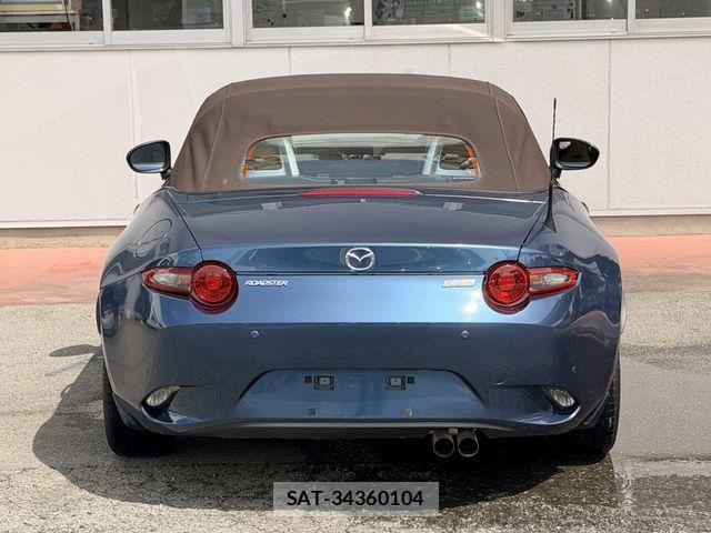 Mazda ROADSTER 2018-08 8745555-6