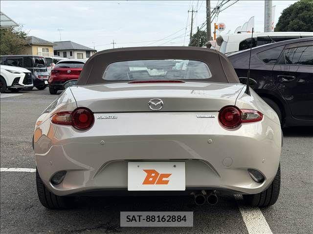Mazda ROADSTER 2022-12 8745550-22