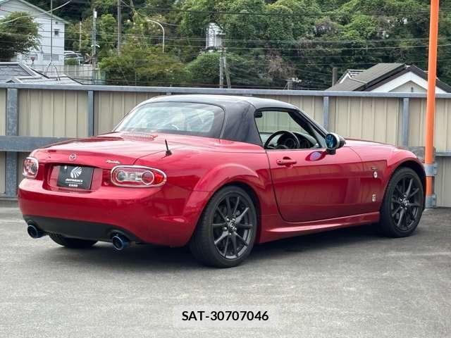 Mazda ROADSTER 2014-06 8745546-9