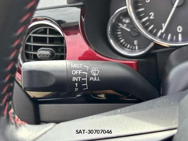 Mazda ROADSTER 2014-06 8745546-28